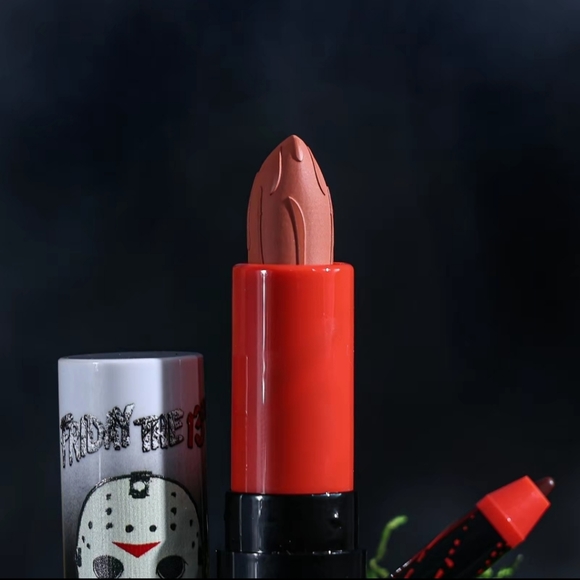 Glamlite Friday The 13th Lip Kit - Picture 2 of 5